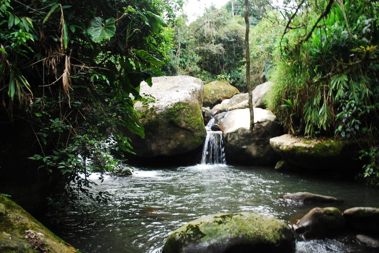 Finca Jardin Del Agua Sasaima Exterior photo